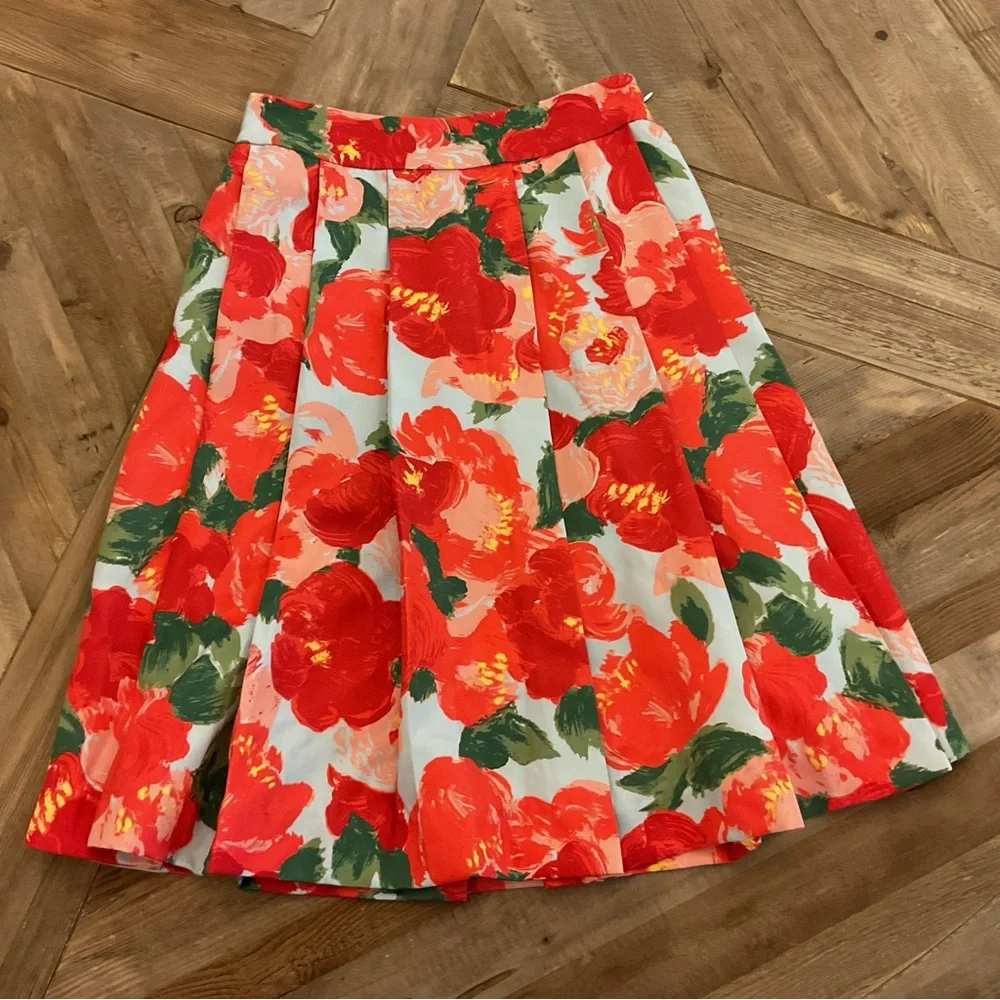Frances Valentine Peony Print Pleated Skirt Red Floral Jemme Blue Size 2‎ NWT